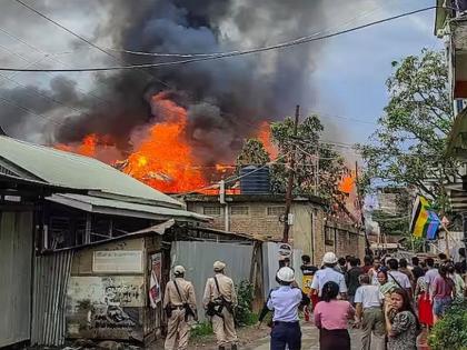 Violence again in Manipur, one dead after being shot; Tension in the area | मणिपूरमध्ये पुन्हा हिंसाचार, गोळी लगल्याने एकाचा मृत्यू; परिसरात तणाव