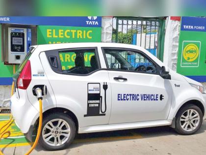 Strong preparations by companies for electric vehicles, increase in investment; Preparation of hybrid models | इलेक्ट्रिक वाहनांसाठी कंपन्यांची जोरदार तयारी, गुंतवणुकीत वाढ; हायब्रीड मॉडेल्सची तयारी