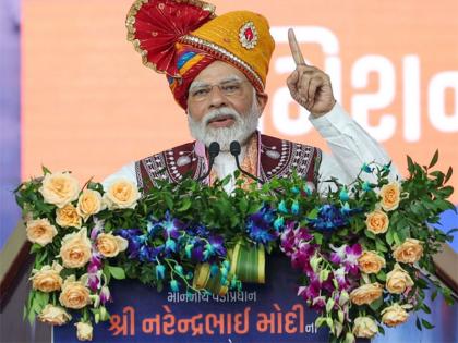 After reservation bill passed attempt to divide women on caste and religion says PM Narendra Modi | 'आरक्षण विधेयक मंजूर झाल्यानंतर, महिलांमध्ये जाती-धर्माच्या नावावर फूट पाडण्याचा प्रयत्न'; PM मोदींचा हल्लाबोल