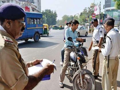 739 crore dues with motorists; Pay fines; If not, you will have to go to court | वाहनचालकांकडे तब्बल 739 कोटींची थकबाकी; दंड भरा; नाही तर चढावी लागेल कोर्टाची पायरी