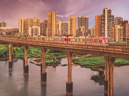 Navi Mumbai Metro will run from today, CIDCO avoided the inauguration ceremony for public interest | नवी मुंबई मेट्रो उद्यापासून धावणार, लोकहितासाठी सिडकोने उद्घाटनाचा सोपस्कार टाळला