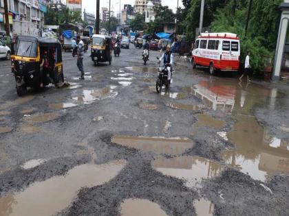 Bad condition of roads in Ulhasnagar, send mail to Chief Minister says Ajit Makhijani | उल्हासनगरातील रस्त्याची दुरावस्था, मुख्यमंत्र्यांना मेल पाठवा - अजित मखिजानी