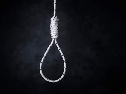 lady police committed suicide by hanging herself in Srinagar police station in thane | धक्कादायक! श्रीनगर पोलीस ठाण्यातच गळफास घेऊन महिला पोलिसाची आत्महत्या, ठाण्यातील घटना