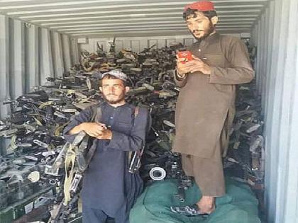 Taliban terrorist looted American weapons likely to be first used for violence in pakistan before reaching india | महासंकट! तालिबानी दहशतनाद्यांनी अमेरिकेची शस्त्रास्त्रे लुटली, भारताआधी 'या' दैशात घालू शकतात थैमान