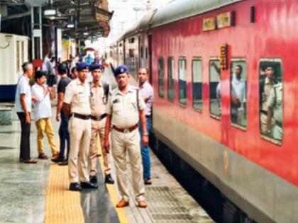 Firing in Mumbai-Jaipur Superfast passenger, one died passenger from nalasopara | मुंबई-जयपूर सुपरफास्ट पॅसेंजरमध्ये गोळीबार, मरण पावलेला एक प्रवासी नालासोपाऱ्याचा