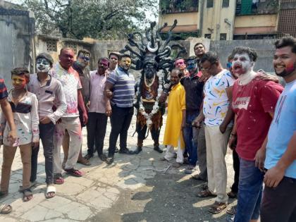 Panchavati color festival with excitement; Crowd of color lovers on Rahada, joy of youth | पंचवटीत रंगोत्सव उत्साहात; रहाडावर रंगप्रेमींची गर्दी, तरूणाईचा जल्लोष