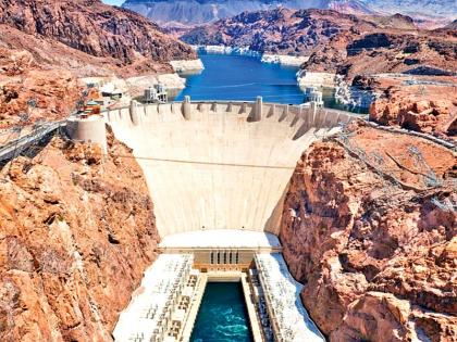 Dams that have completed their life are time bomb | आयुष्य संपलेली धरणे हे टाइमबॉम्बच!