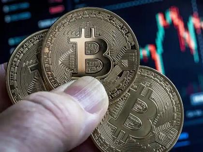 A plot to escape his wife's predicament; The girl's wedding money was lost in Bitcoin | बायकोच्या कटकटीपासून वाचण्यासाठी रचला चोरीचा बनाव; मुलीच्या लग्नाचे पैसे बिटकॉइनमध्ये हरला