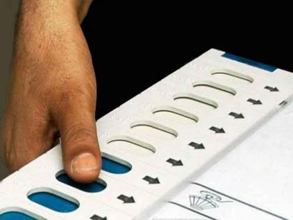 208 candidates Future sealed! Peaceful polling for four Nagar Panchayats in Latur district | २०८ उमेदवारांचे भविष्य सीलबंद! लातूर जिल्ह्यातील चार नगर पंचायतींसाठी शांततेत मतदान