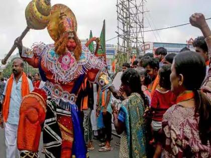 Bajrangbali becomes Sanjivani for BJP in Karnataka election Congress is caught in its own trap | कर्नाटकात भाजपससाठी संजिवनी ठरले बजरंगबली? काँग्रेस स्वतःच्याच सापळ्यात अडकली!