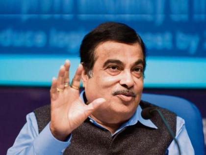 Even some Chief Ministers don't wear seat belts in their cars, Nitin Gadkari's concern | काही मुख्यमंत्रीही कारमध्ये लावत नाही सीट बेल्ट, नितीन गडकरी यांची उद्विग्नता