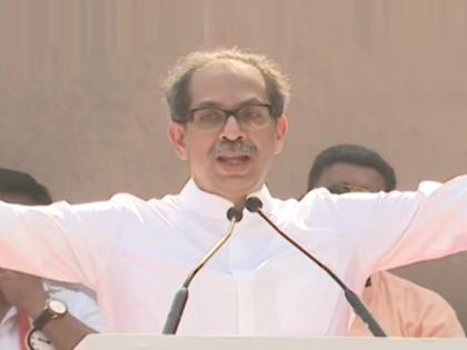 Today's march is the beginning; will not rest without burying the Maharashtra traitors says Uddhav Thackeray | आजचा मोर्चा ही सुरुवात; महाराष्ट्र द्रोह्यांना गाडल्याशिवाय शांत बसणार नाही, महामोर्चात उद्धव ठाकरेंचा हुंकार