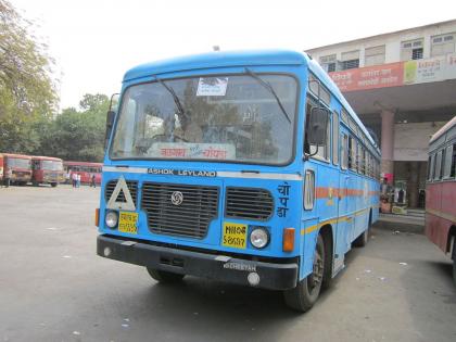 Chopra bus station in Jalgaon ST division is second in the state in the clean, beautiful bus station campaign | स्वच्छ, सुंदर बसस्थानक अभियानात जळगाव एसटी विभागातील चोपडा बसस्थानक राज्यात दुसरे