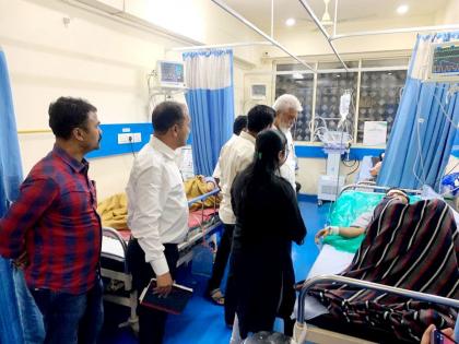 Minister Dada Bhuse visited the injured | मंत्री दादा भुसे यांनी घेतली जखमींची भेट 