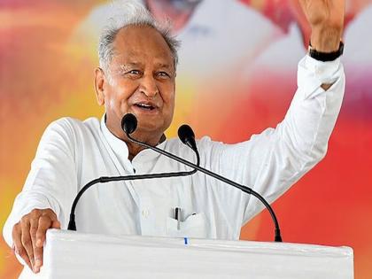 Ashok Gehlot First Choice for Chief Minister in Rajasthan; Gehlot has the highest number of votes in the survey | राजस्थानात मुख्यमंत्रिपदासाठी अशोक गेहलोत पहिली पसंती; सर्व्हेक्षणात गेहलोत यांना सर्वाधिक कौल