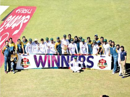 Pakistan beat Zimbabwe by 147 runs in the second Test | पाकचा झिम्बाब्वेला क्लीन स्वीप, दुसऱ्या कसोटी सामन्यात एक डाव १४७ धावांनी सरशी