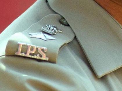 Focus on transfers of 50 IPS officers with eleven promotions; Information that preliminary proceedings have started | अकरा पदोन्नतींसह ५० आयपीएस अधिकाऱ्यांच्या बदल्यांकडे लक्ष; प्राथमिक कार्यवाही सुरु झाल्याची माहिती