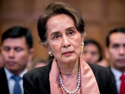 Emergency in Myanmar Aung San Suu Kyi detain by army | म्यानमारमध्ये सत्तांतर, आंग सान सू की यांना अटक; एक वर्षासाठी आणीबाणी जाहीर