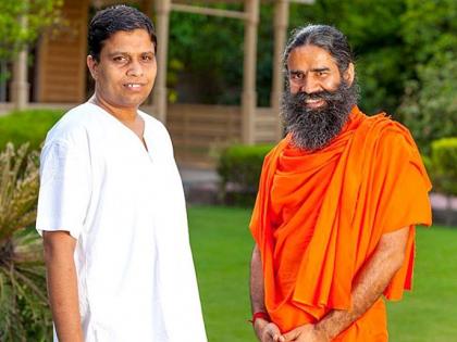 Baba Ramdev vs IMA controversy patanjali ceo slammed doctors for targeting swami ramdev | संपूर्ण देश ख्रिश्चनमय करायचं षडयंत्र! ...म्हणून बाबा रामदेवांना केलं जातंय टार्गेट, आचार्य बालकृष्ण यांचं वक्तव्य