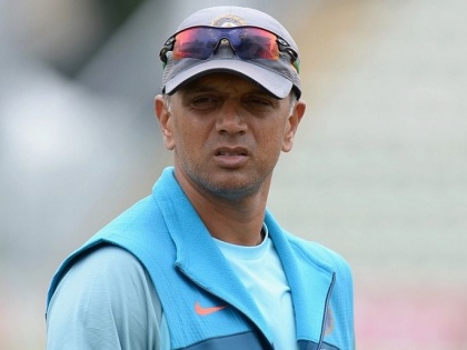 Dravid should not accept full-time coaching job says Jaffer | द्रविडने पूर्णवेळ प्रशिक्षकपद स्वीकारू नये : जाफर