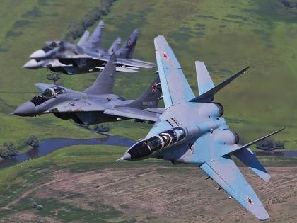 भारतासाठी धोका बनलाय चीन, हा 'खास' मित्र लवकरच देणार 33 फायटर जेट