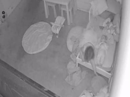 SEE PICS! Video shows kid being mysteriously ‘being pulled under her bed’, dad thinks it was a GHOST