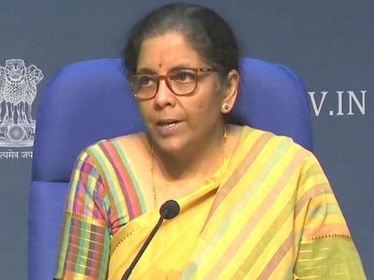 nirmala sitharaman announcements atmanirbhar bharat package for the farmers and Migrant workers sna | आजचा दिवस शेतकरी अन् प्रवासी मजुरांचा; 'या' आहेत आर्थिक पॅकेजमधील महत्वाच्या घोषणा