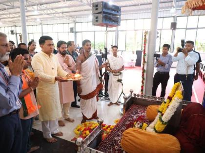 पोर्तुगीजांनी एक हजार मंदिरे पाडली; मुख्यमंत्री प्रमोद सावंत यांच्याकडून पुनरुच्चार - Marathi News | portuguese demolished one thousand temples in goa cm pramod sawant | Latest politics News at Lokmat.com पोर्तुगीजांनी एक हजार मंदिरे पाडली; मुख्यमंत्री प्रमोद सावंत यांच्याकडून पुनरुच्चार - Marathi News | portuguese demolished one thousand temples in goa cm pramod sawant | Latest politics News at Lokmat.com