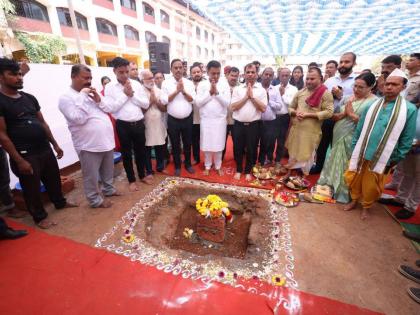 new law soon for houses in comunidade alwar area said cm pramod sawant | कोमुनिदाद, आल्वारा जागेतील घरांसाठी लवकरच नवा कायदा!; मुख्यमंत्री प्रमोद सावंत यांची ग्वाही new law soon for houses in comunidade alwar area said cm pramod sawant | कोमुनिदाद, आल्वारा जागेतील घरांसाठी लवकरच नवा कायदा!; मुख्यमंत्री प्रमोद सावंत यांची ग्वाही