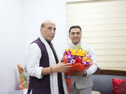 army land in panaji should be given for public use cm pramod sawant asks defence minister rajnath singh | पणजीतील लष्कराची जागा सार्वजनिक वापरासाठी द्यावी; मुख्यमंत्र्यांचे संरक्षणमंत्री राजनाथ सिंह यांना साकडे