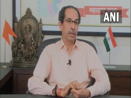 Chief Minister should not carry other flag saffron flag equivalent to tricolor uddhav thackeray asim sarode facebook post | "मुख्यमंत्रिपदावरील व्यक्तीनं इतर झेंडा घेऊन बसूनच नये"; तिरंग्याच्या बरोबरीतील भगव्या झेंड्याबद्दल विनंतीवजा आक्षेप