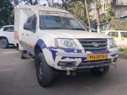 3.5 crore found in ATM van in Nalasopara Investigation started | नालासोपाऱ्यात एटीएम व्हॅनमध्ये आढळले साडेतीन कोटी; चौकशी सुरू