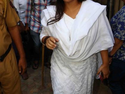 Vidya at Om Puri Funeral