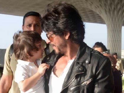 Raees Fever: When Shah Rukh Khan's son Abiram dances at 'Laila I Laila' ... | Raees Fever : शाहरूख खानचा मुलगा अबराम जेव्हा नाचतो ‘लैला मैं लैला’ वर...