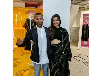 Sonam Kapoor's husband Anand Ahuja belongs to the wealth of millions of wealth! | सोनम कपूरचा होणारा पती आनंद आहुजा इतक्या कोटींच्या संपत्तीचा आहे मालक!