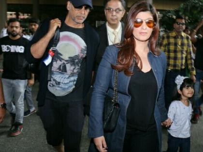 Akshay Kumar & Twinkle Khanna at the International Airport | Akshay Kumar & Twinkle Khanna at the International Airport