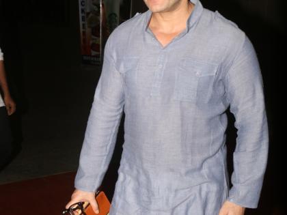 नवाब दिसला आंतरराष्ट्रीय एअरपोर्टवर...