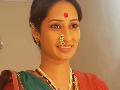 Priya Marathe became Godavari in Marathi and she shared a low-key, shared photo with double pleasure | ‘गोदावरी’ बनून प्रिया मराठे मराठीत करणार कमबॅक,फोटो शेअर करुन व्यक्त केला दुहेरी आनंद