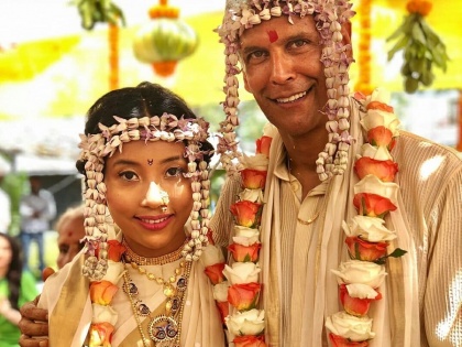 See, photo album of Milind Soman and Ankita Kanwar's wedding, photo from Haldi !! | पाहा, मिलिंद सोमण आणि अंकिता कंवर यांच्या लग्नाचा फोटो अल्बम, हळदीपासून लग्नाचे फोटो!!
