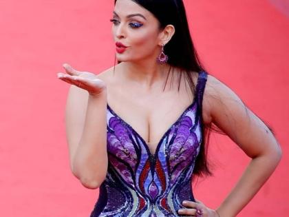 Cannes 2018: Aishwarya Rai dressed three meter long dress; Aishwarya is astonished! | Cannes 2018 : ऐश्वर्या रायने परिधान केला तीन मीटर लांबीचा ड्रेस; ऐशचा जलवा थक्क करणारा!