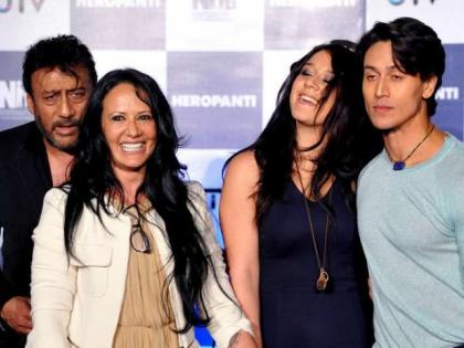 Tiger Shroff's mother named Ram Gopal Verma; Sister and grandfather Jackie Shroff did the same! | टायगर श्रॉफच्या मम्मीने राम गोपाल वर्माला म्हटले कुत्रा; बहीण आणि पप्पा जॅकी श्रॉफनेही केला पलटवार!