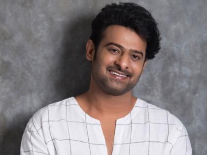 Gudnews for fans of Prabhas! 'Bahubali' ready for Bollywood debuts !! | ​प्रभासच्या चाहत्यांसाठी गुडन्यूज! बॉलिवूड डेब्यूसाठी ‘बाहुबली’ सज्ज!!