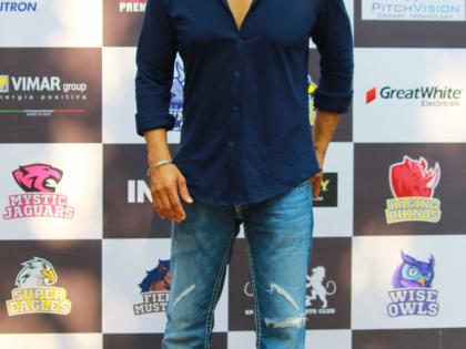 Actor Sunil Shetty has attended the Premier Cricket League | अभिनेता सुनिल शेट्टीने प्रिमीयर क्रिकेट लीगला लावली उपस्थिती