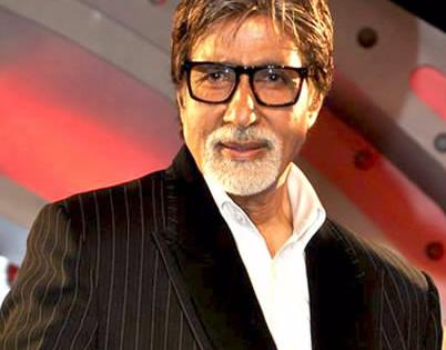 Amitabh Bachchan tried to penetrate his house | चाहत्याने केला अमिताभ बच्चनच्या घरात घुसण्याचा प्रयत्न