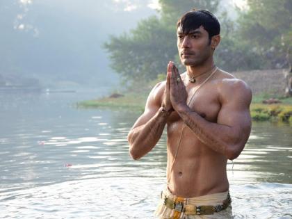 Avinash Rakhi has created a six pack Abhishek in 'You Sun, I Shun Sanj Piyaji' | ‘तू सूरज, मैं सांझ पियाजी’ मालिकेत अविनाश रेखीने बनवले ‘सिक्स पॅक अॅब्स