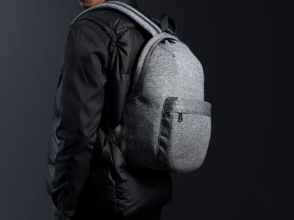 The stylish style of backpack | बॅकपॅकचा स्टाईलिश अंदाज The stylish style of backpack | बॅकपॅकचा स्टाईलिश अंदाज