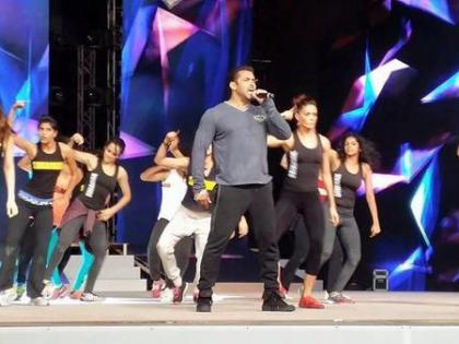 Video: Salman Khan's 'The Bank Tour' rehearsal watch video! | Video : सलमान खानच्या ‘द बॅँग टूर’च्या रिहर्सलचा पहा व्हिडीओ!