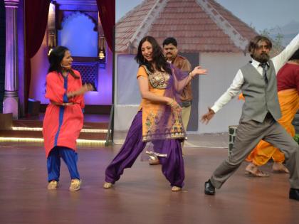 kishori shahane dances in chala hawa yeu dya
