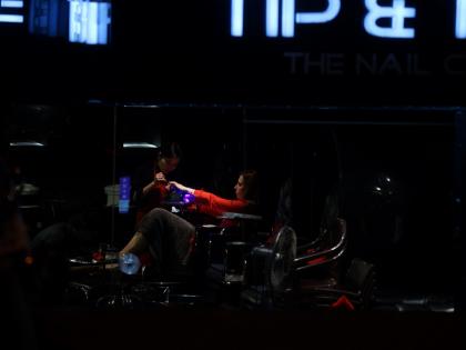 Iulia Vantur at nail club