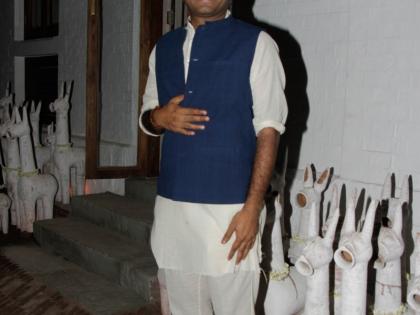 डिझायनर संजय गर्ग यांच्या फॅशन स्टोअरचे लाँचिंग